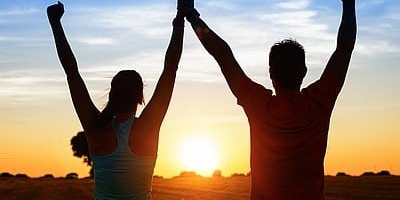 Motivate sales people with commission tracking made visible in salesforce.